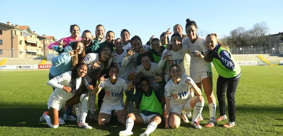 Lazio Women celebrating on the field