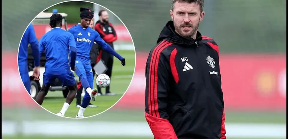 Michael Carrick observing training session at Manchester United