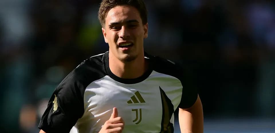 Player running during training session for Juventus