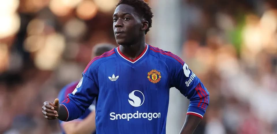 Player in Manchester United kit during match