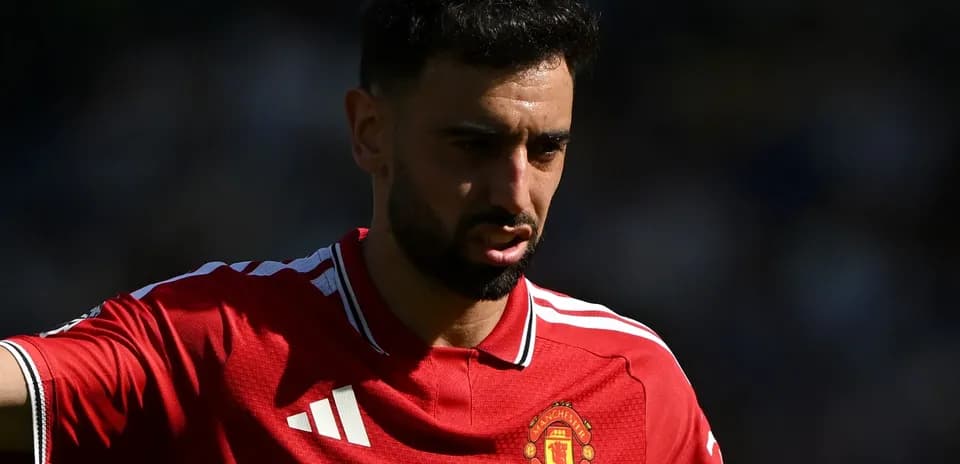 Bruno Fernandes in Manchester United kit during match