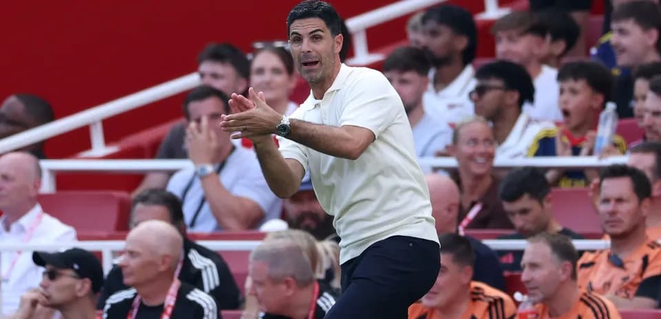 Manager giving instructions during a match