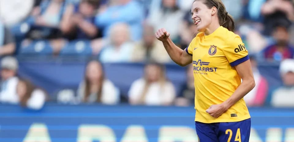 Player celebrating during Utah Royals match