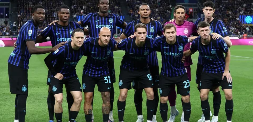 Inter's official lineup for the match.