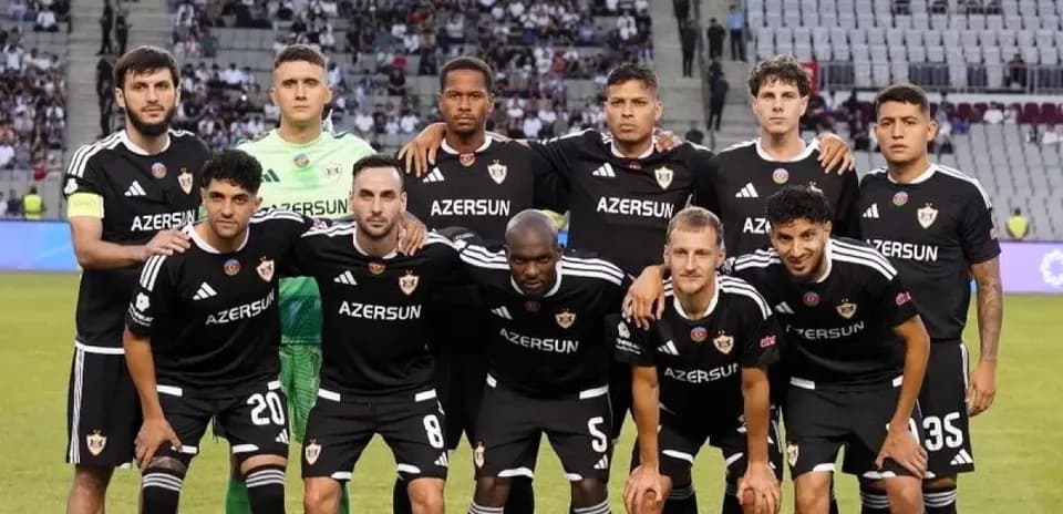 Qarabag team posing before UEFA Europa League match