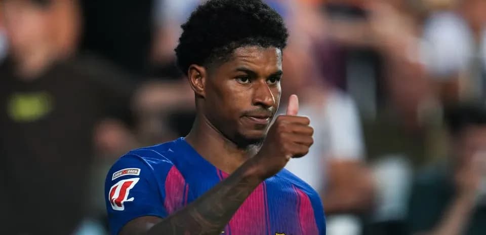 Player giving a thumbs up during match