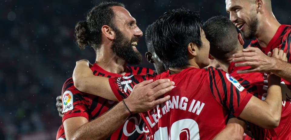 Players celebrating a goal during Mallorca match