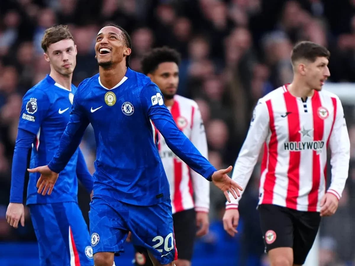 Chelsea player celebrating during Brentford match