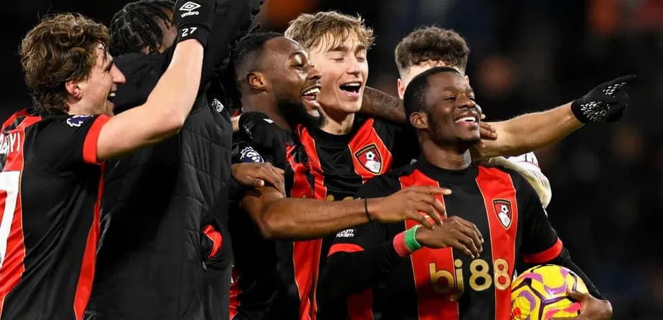 Bournemouth players celebrating a goal together
