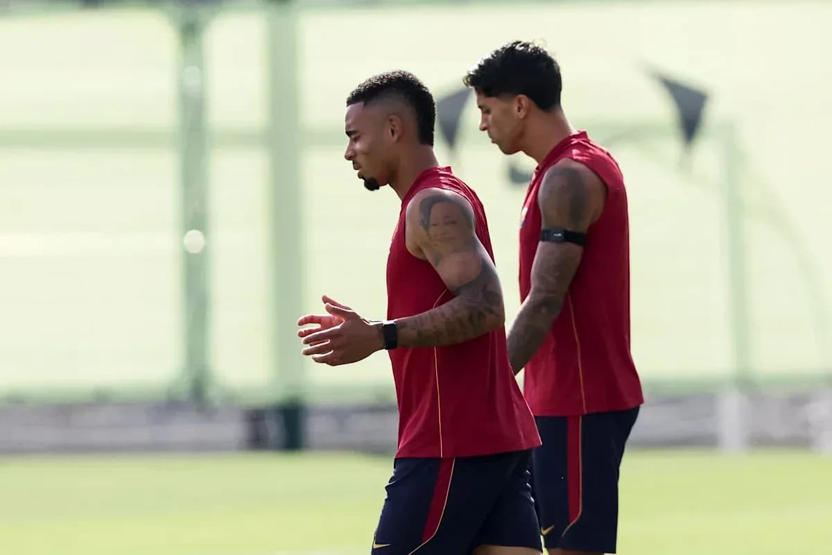 Two players jogging during training session