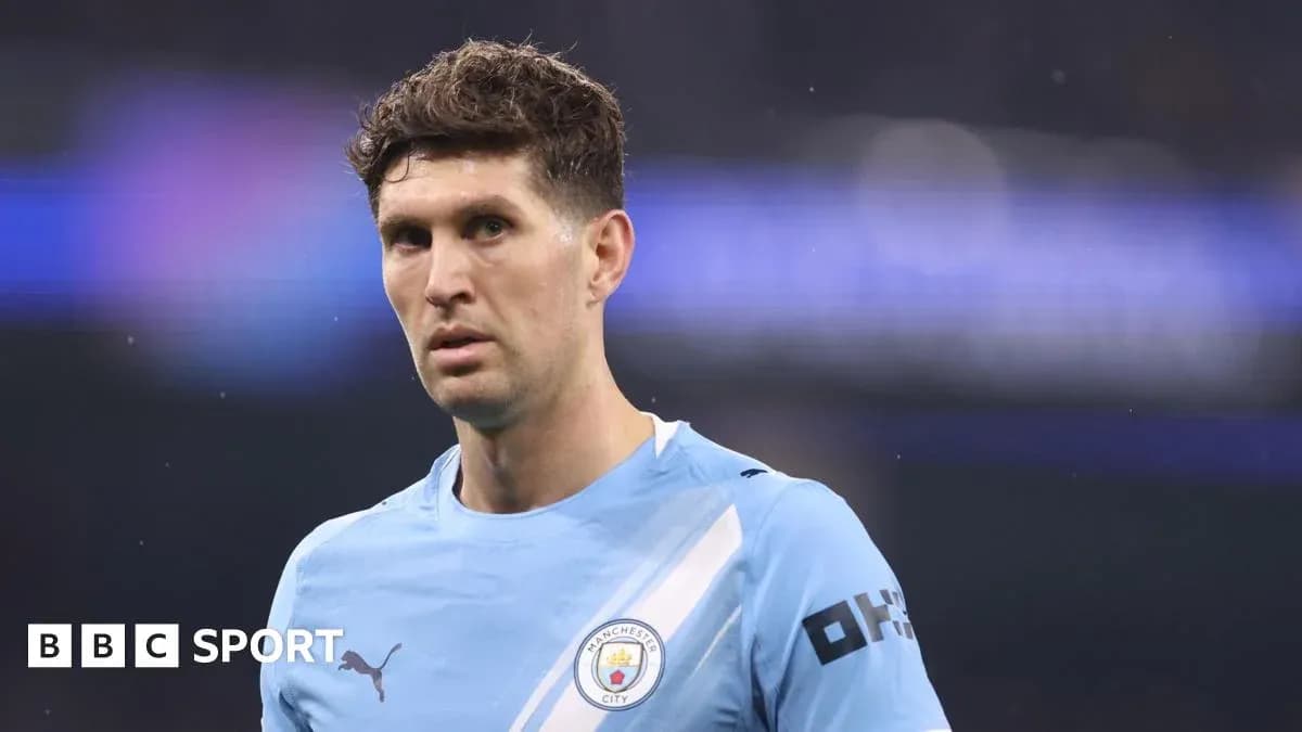 Player in Manchester City kit on the field