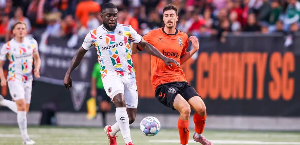Players competing during Phoenix Rising match