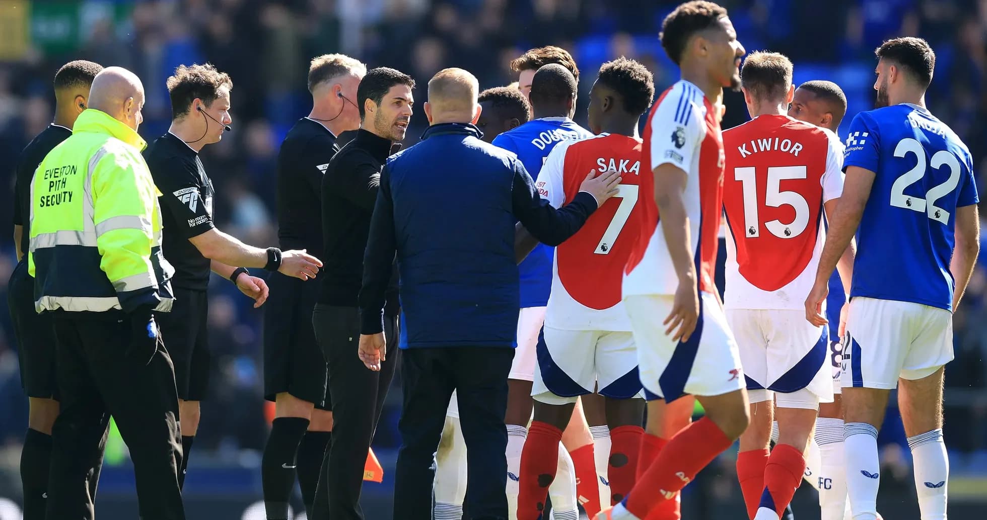 Arsenal vs Everton: Premier League Clash at Emirates Stadium