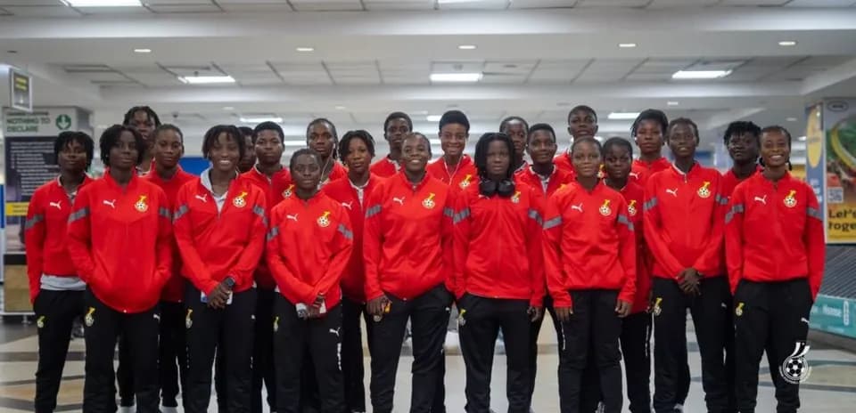 Ghana women's national football team posing together