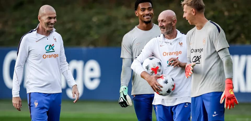France team members training with soccer balls