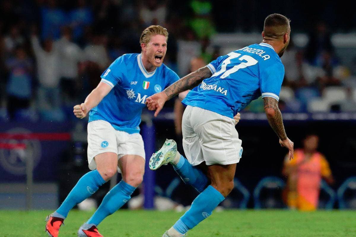 Napoli players celebrating a goal during match