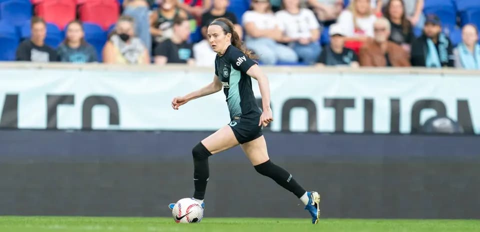 Player dribbling the ball during match