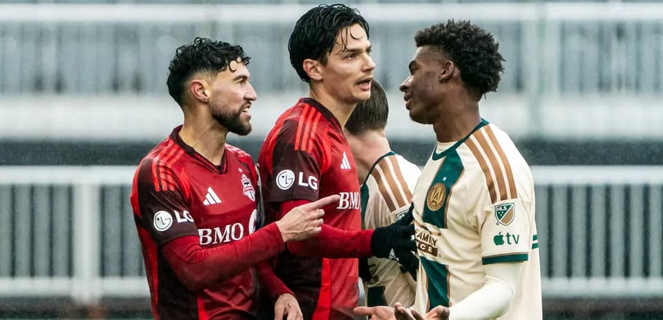 Players arguing during Atlanta United II vs Toronto II match