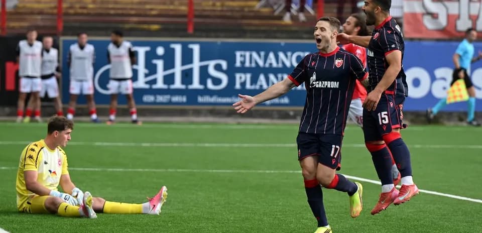 FK Crvena Zvezda players celebrating a goal