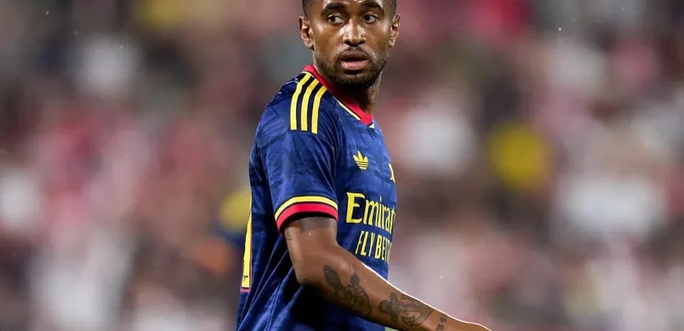 Player wearing Arsenal kit during match