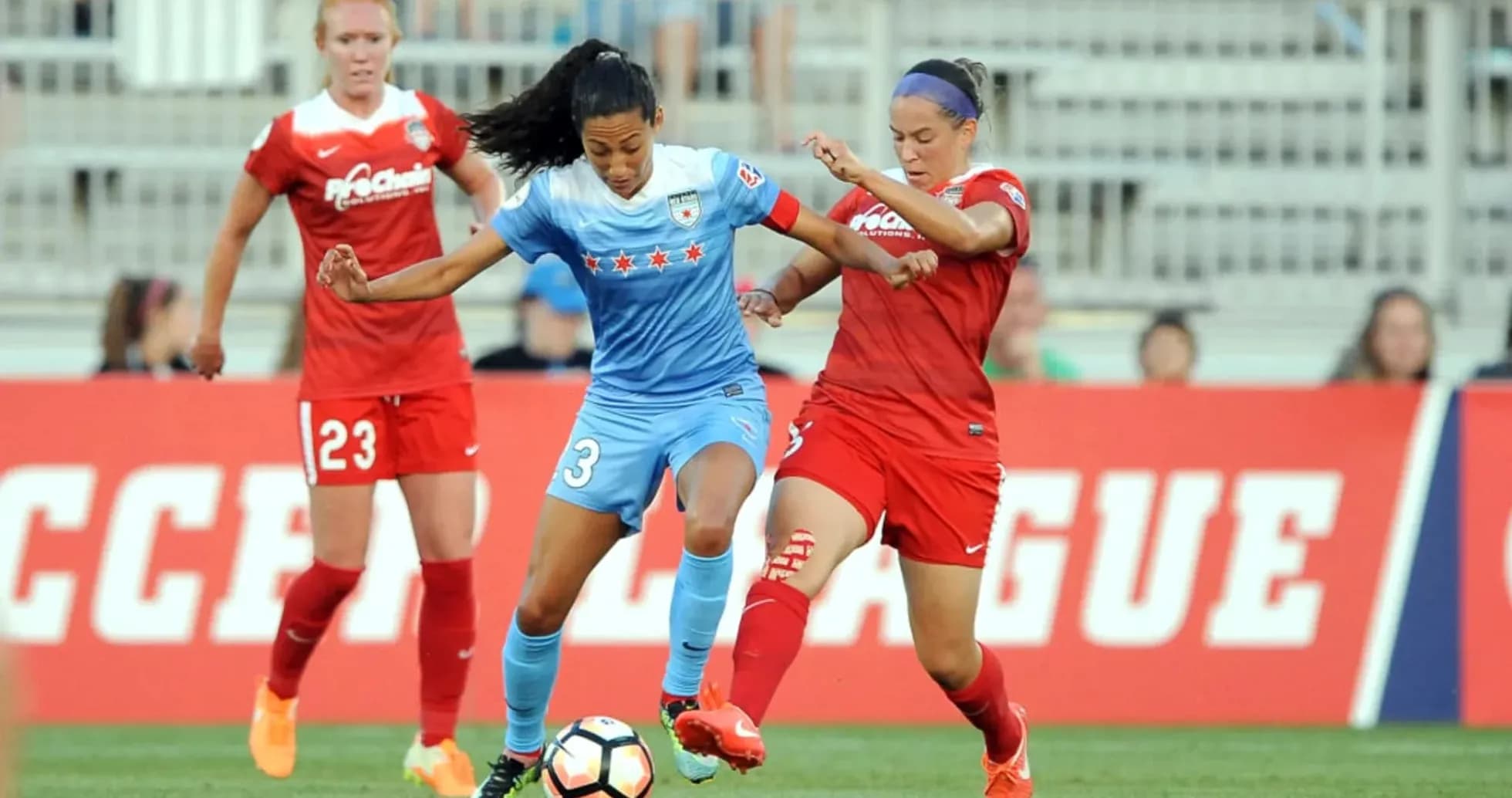 Players competing during Chicago Red Stars match