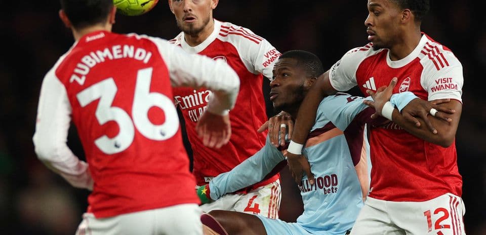 Arsenal vs Brighton: Premier League Clash at Emirates Stadium.jpg