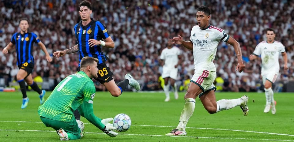 Player attempting to score while goalkeeper makes save