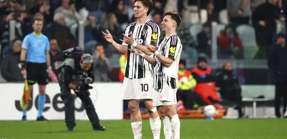 Juventus players celebrating during Serie A match