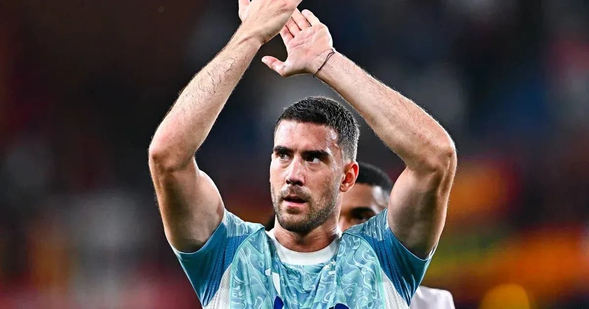Player applauding fans after the match