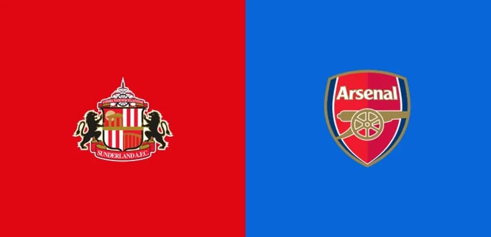 Logos of Sunderland A.F.C. and Arsenal on colored backgrounds