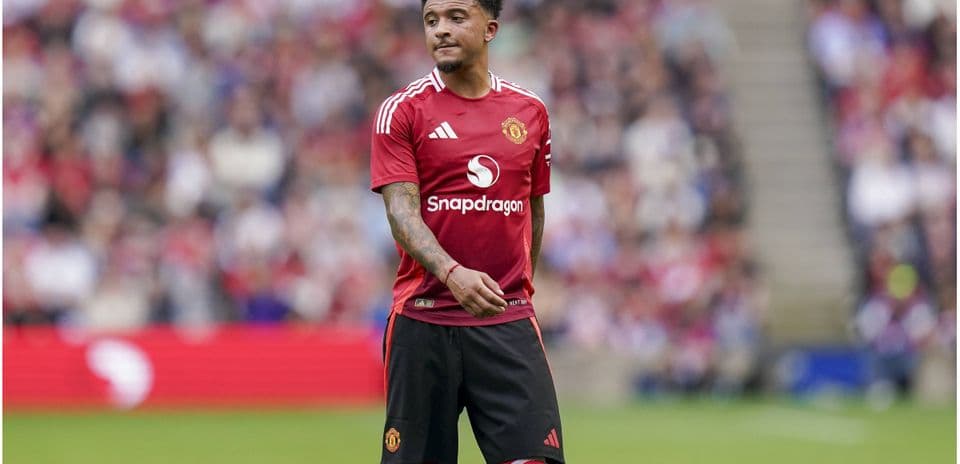 Player in Manchester United jersey during match
