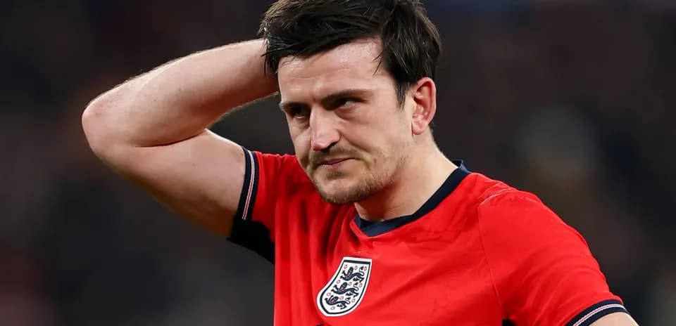 Player holding head in frustration during match