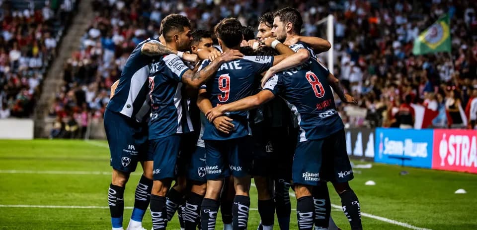 Monterrey players celebrating a goal