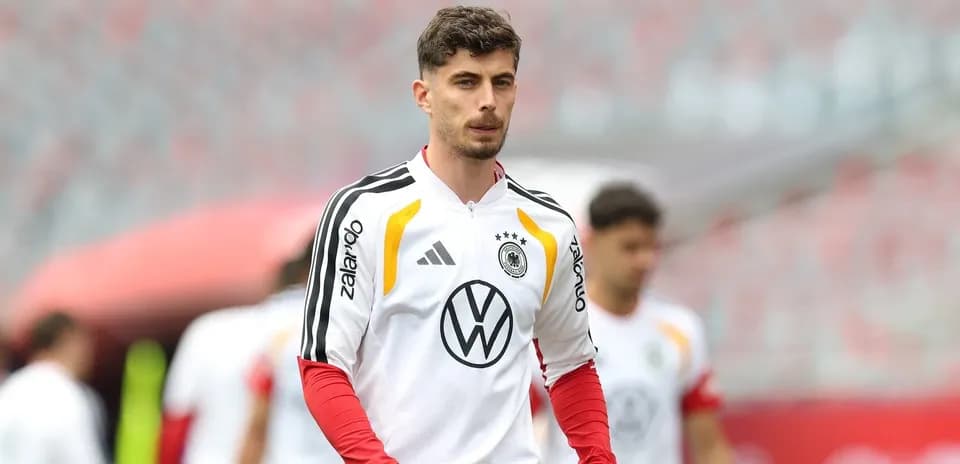 Player training in Germany national team kit