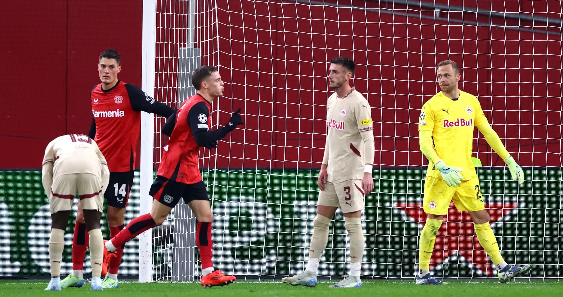 Bayer Leverkusen players celebrating a goal