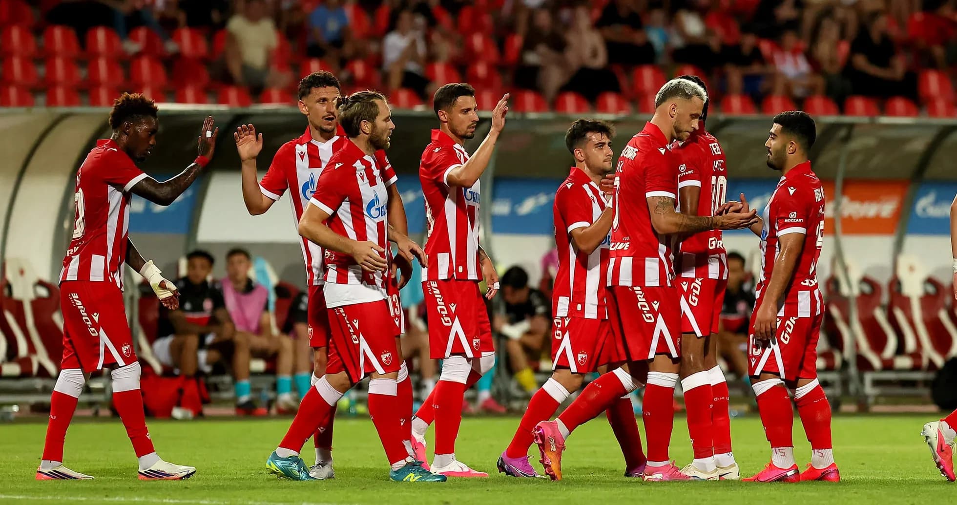 FK Crvena Zvezda players celebrating a goal