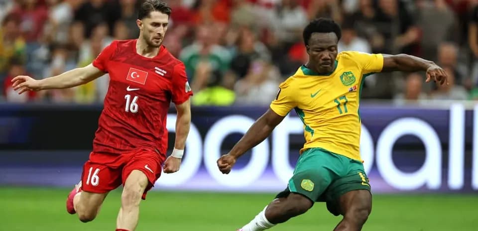 Players competing during Australia vs Türkiye match