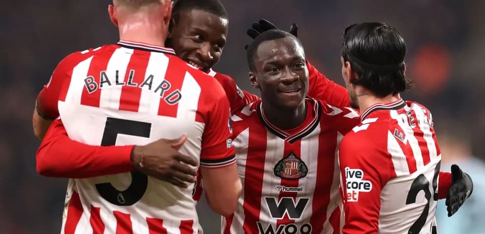 Sunderland players celebrating a goal together