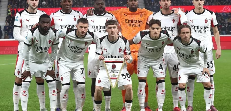 AC Milan team posing for a group photo