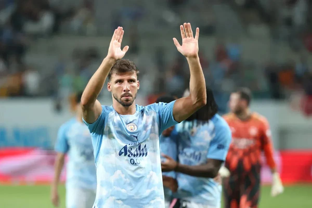 Player applauding fans after the match