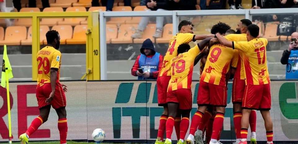 Lecce players celebrating a goal during match