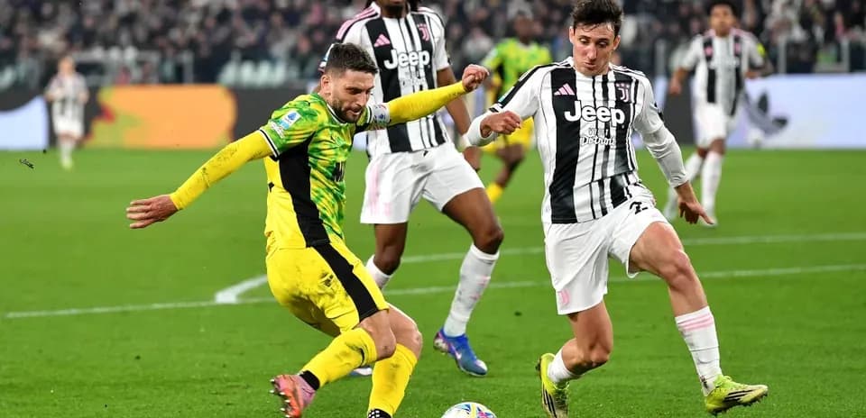 Juventus players contesting the ball during match