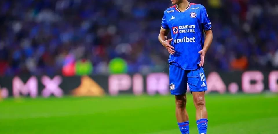 Cruz Azul player during Liga MX match