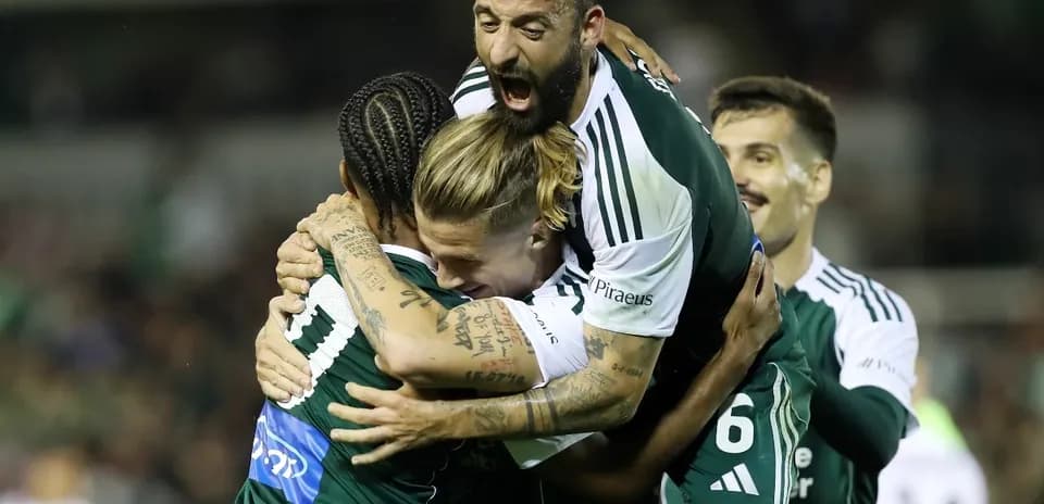 Panathinaikos players celebrating a goal