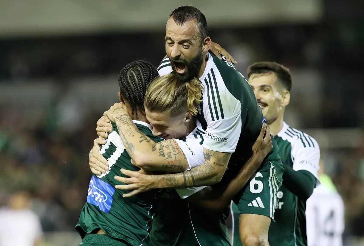 Panathinaikos players celebrating a goal