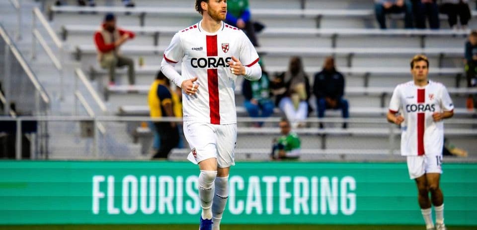 Player warming up during Loudoun United match