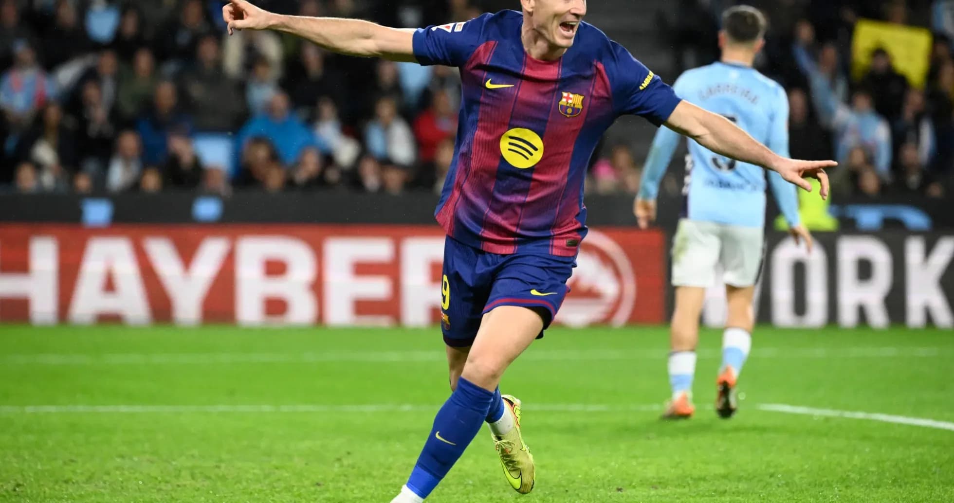 Robert Lewandowski celebrating a goal for Barcelona