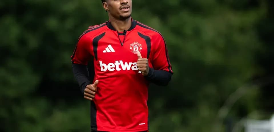 Player running during Manchester United training session