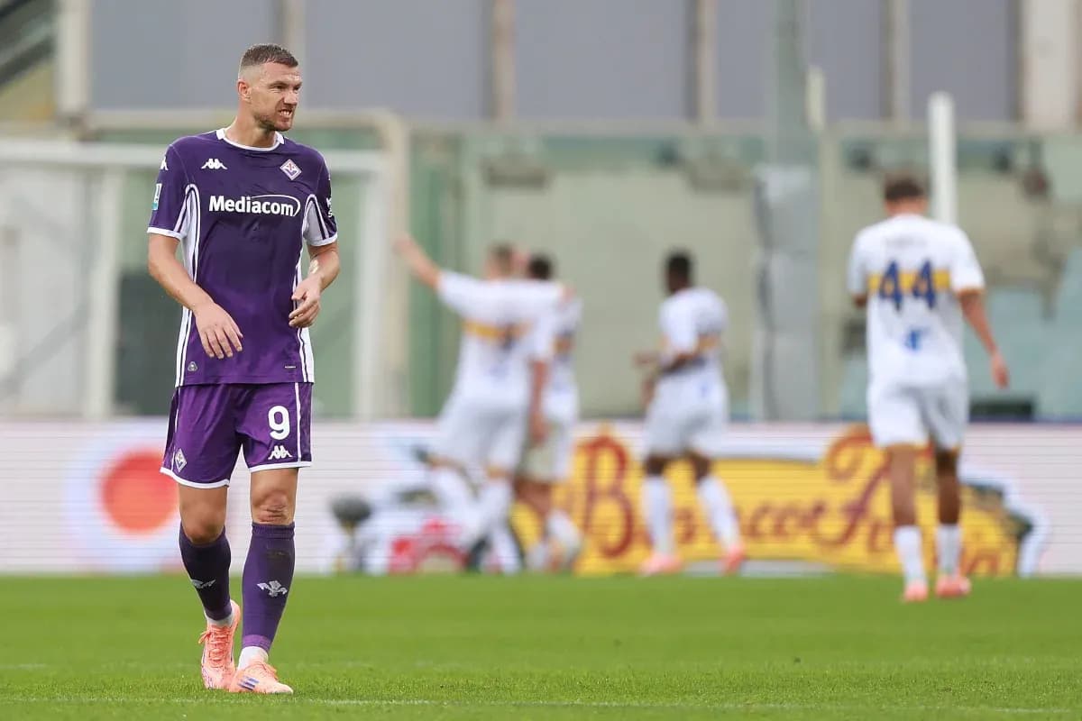 Fiorentina player reacting during Lecce match