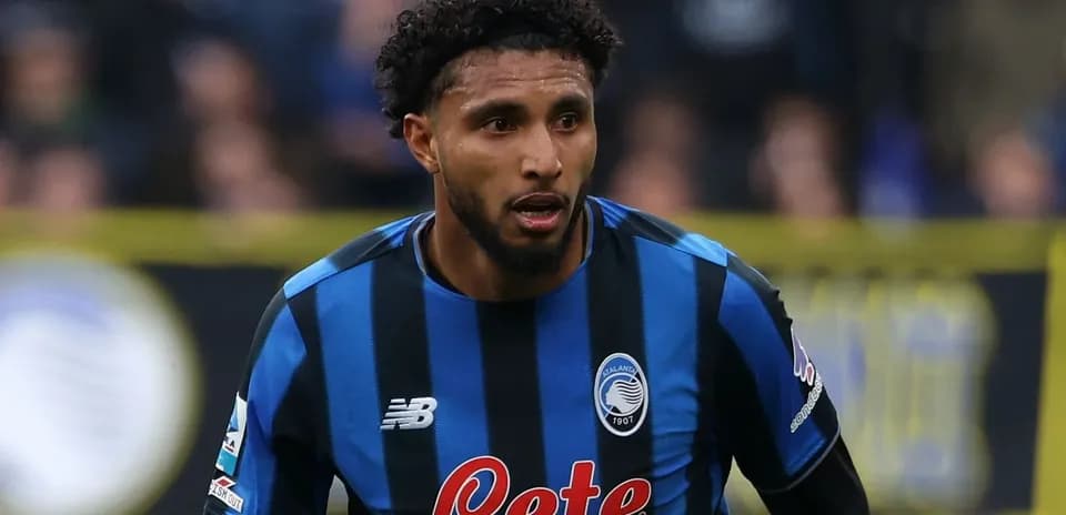 Player in Atalanta jersey during a match